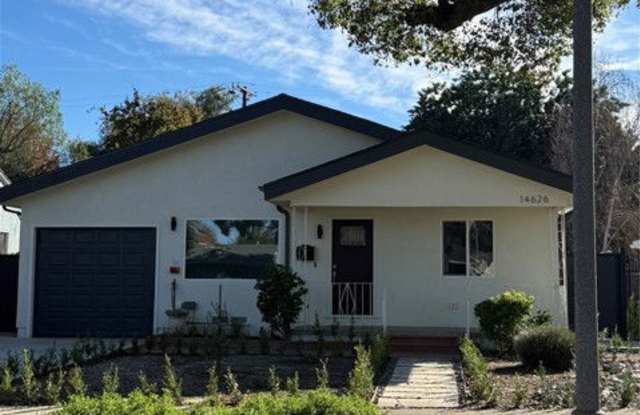 14626 Morrison Street photos photos