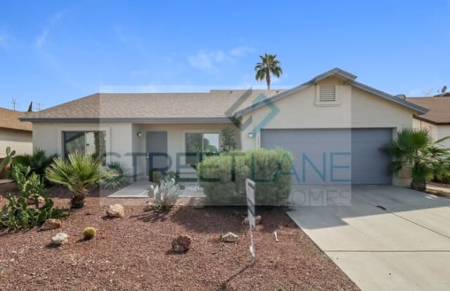 10753 West Laurie Lane - 10753 West Laurie Lane, Peoria, AZ 85345