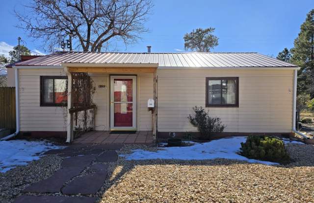 3509 Pueblo Dr - 3509 Pueblo Drive, Los Alamos, NM 87544