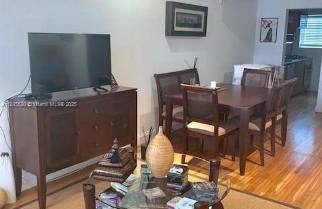 1330 Drexel Ave photos photos