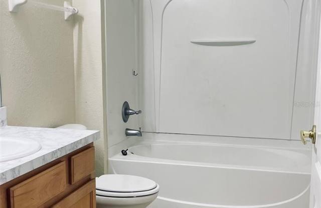 2325 CARAVELLE CIRCLE Gallery 4