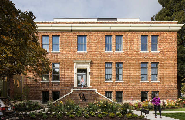 Queen Anne Exchange photos photos