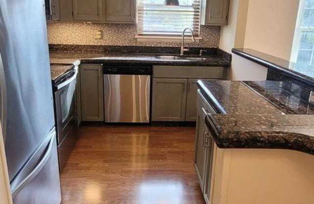 156 W Golf Road Gallery 3