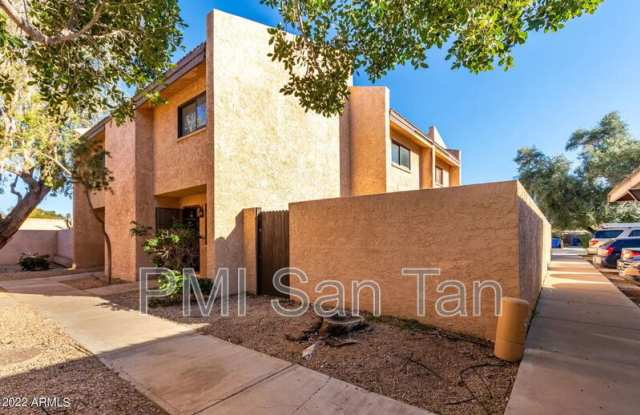 834 E Fountain St photos photos