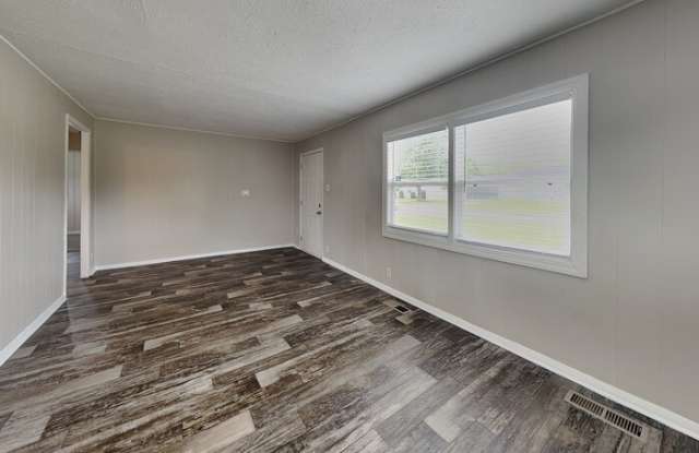 514 Carol Drive Gallery 4