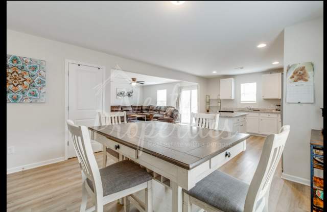 1508 Bradley Road Gallery 2