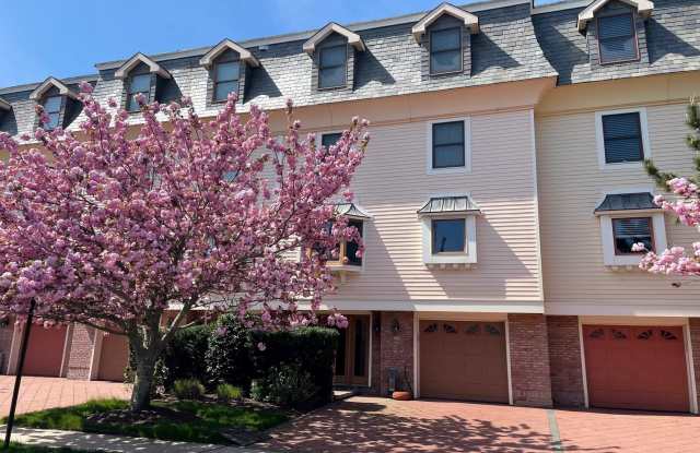 2 S Clermont Ave photos photos