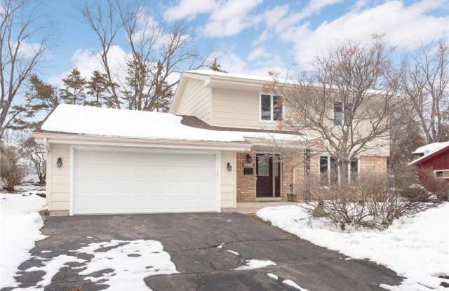 8324 29th Avenue N photos photos