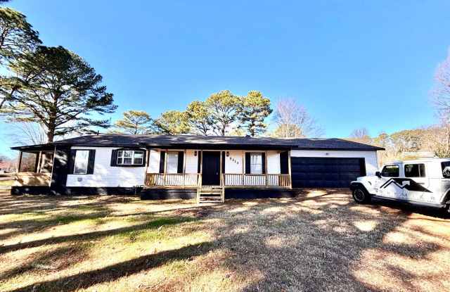 5313 Johnwood- Valley View-Move In Ready! - 5313 Johnwood Drive, Jonesboro, AR 72404