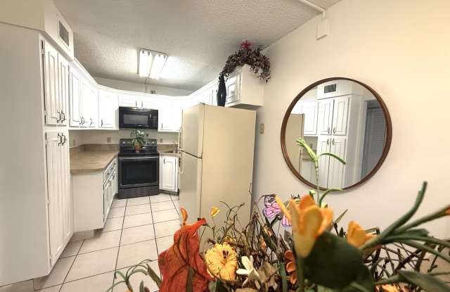 1010 Green Pine Boulevard photos photos
