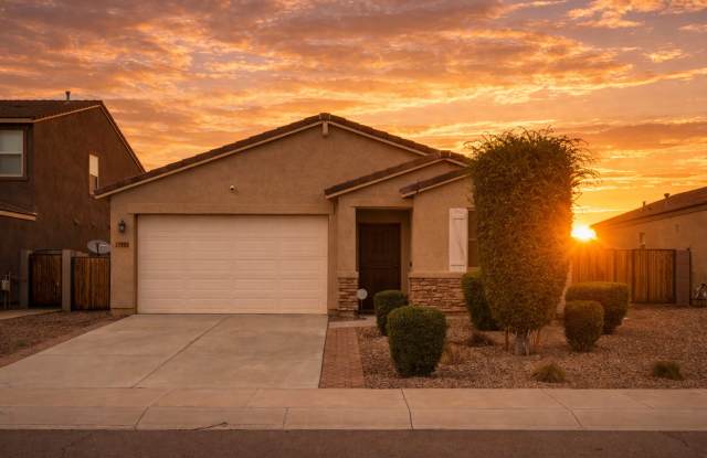 272 W. Satinka Drive. San Tan Valley, AZ photos photos