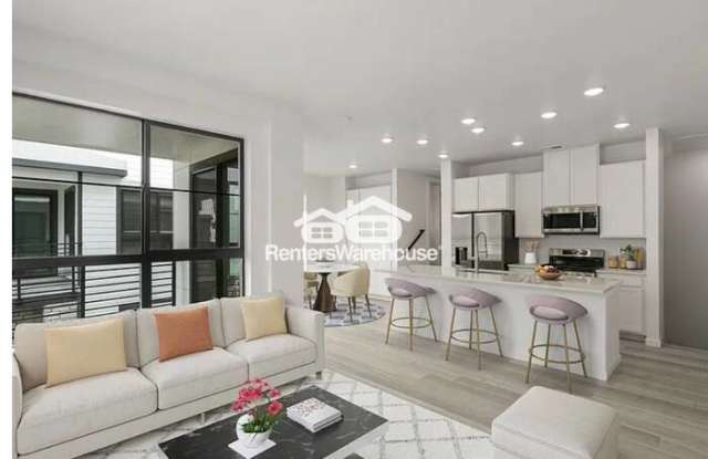 2056 South Holly Street photos photos