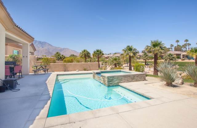 67424 Zuni Court Court photos photos