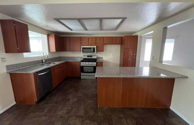 43770 Santa Rosa Circle Gallery 4