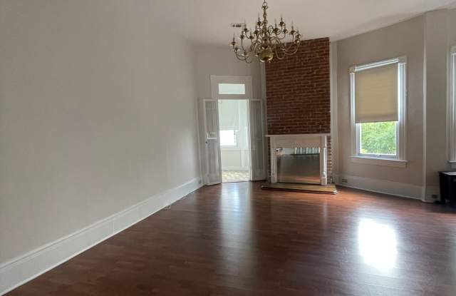 1034 S Carrollton Ave Unit D Gallery 1