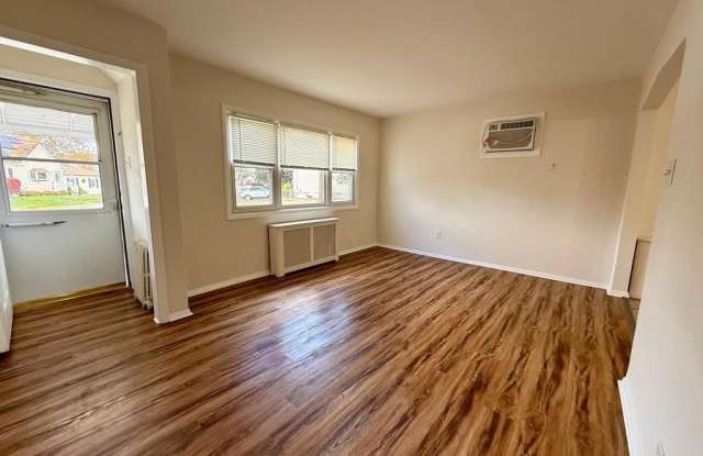 1132 HOWARD AVENUE Gallery 4
