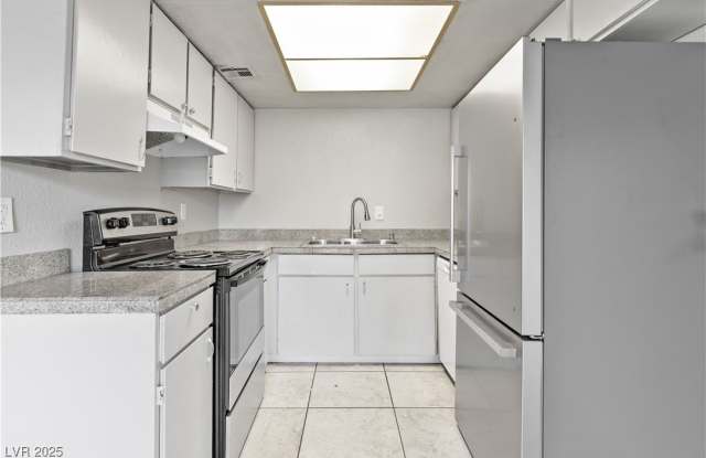 4988 Newport Cove Drive - 4988 Newport Cove Drive, Paradise, NV 89119