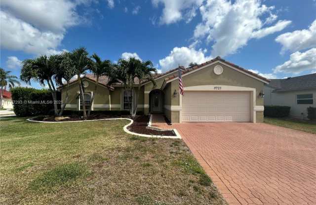 9721 Southwest 15th Drive photos photos