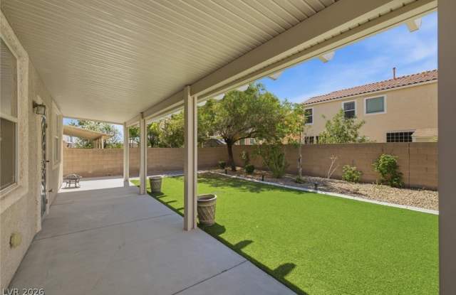 321 Arrowbird Avenue Gallery 4