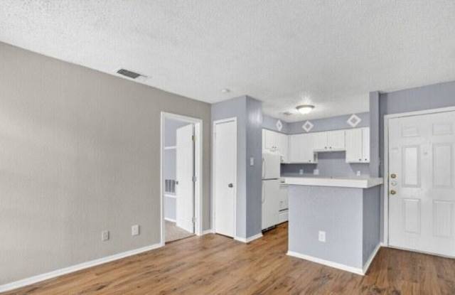 1432 Gardina St Gallery 2