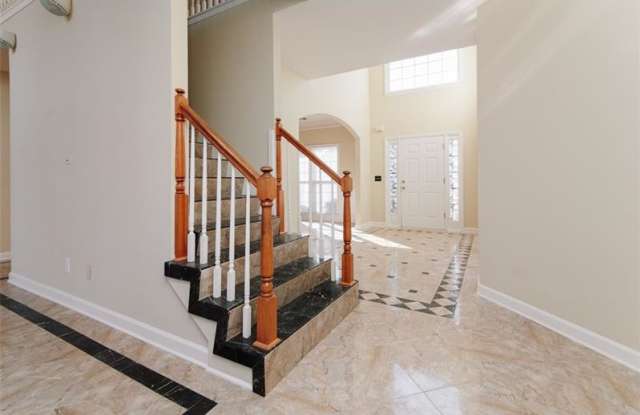 2861 Hilton Circle NW Gallery 4