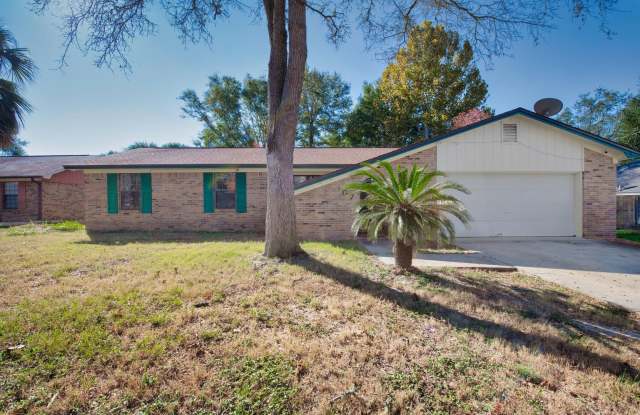 107 Campbell Street - 107 Campbell Street, Crestview, FL 32536 107 Campbell Street - 107 Campbell Street, Crestview, FL 32536