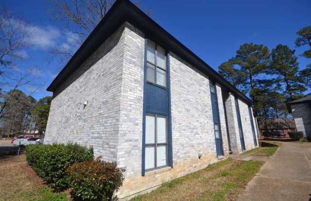 Fox Creek Apartments Magnolia Gallery 2