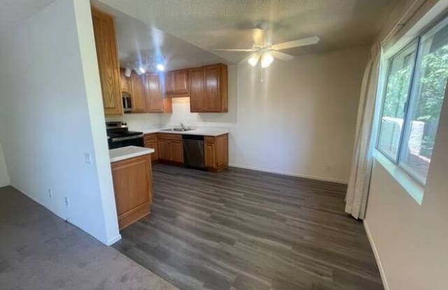 141 W Avenida de los Arboles photos photos