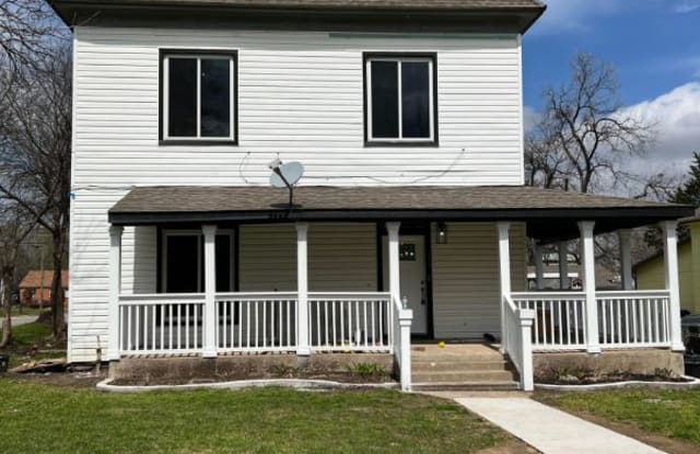 931 W Morgan St - 931 West Morgan Street, Denison, TX 75020