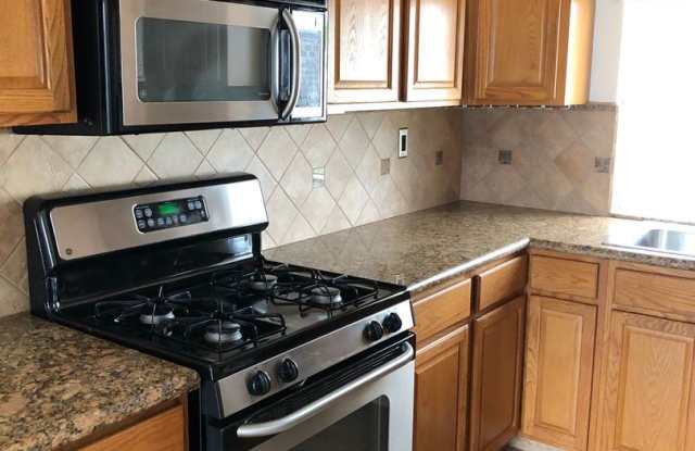 10328 New Bedford Ct. Gallery 4