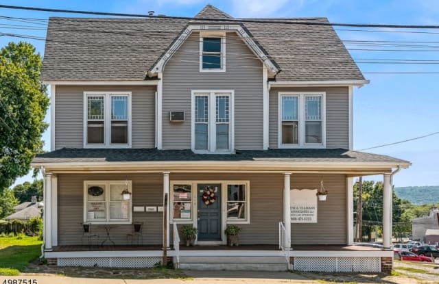 116 High St, 2nd Floor - 116 High Street, Hackettstown, NJ 07840