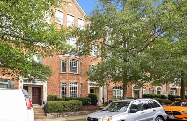 Welcome to Potomac Club—an amenity-packed, gated community! photos photos