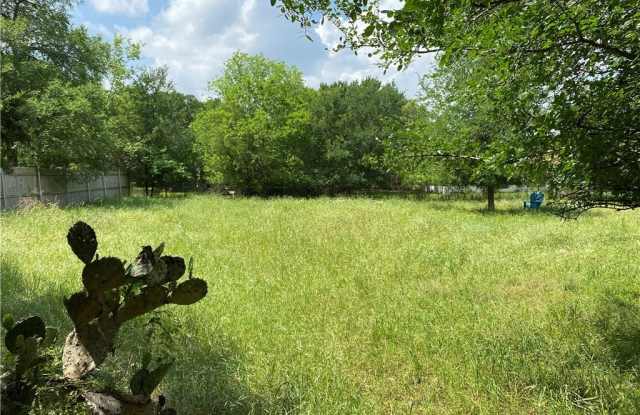1001 Sagewood Trail Gallery 3