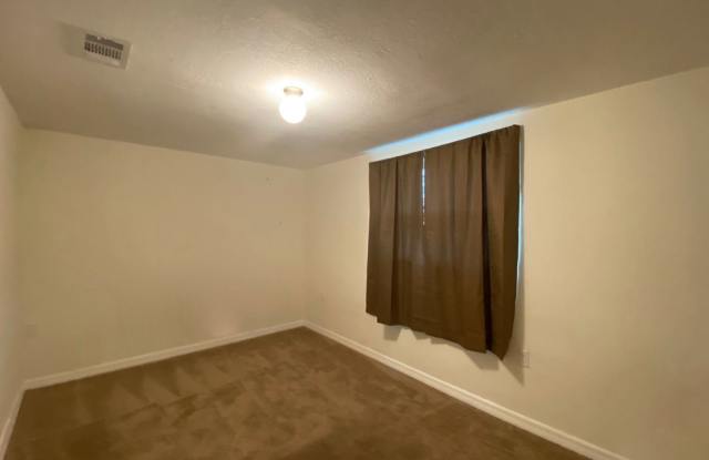 7805 Treasure Pointe Dr. Gallery 2