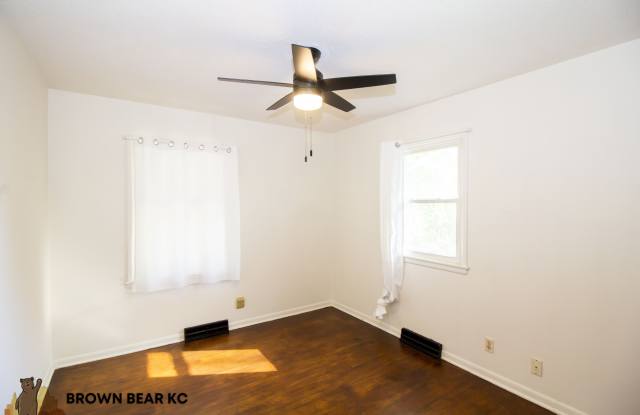 8651 East 108th Terrace Gallery 3