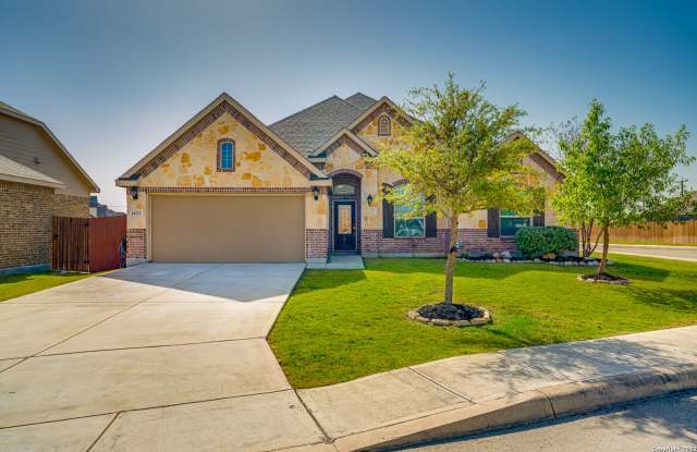 Stunning 1 story 4 bedroom home located on a spacious corner lot in the popular Kallison Ranch neighborhood. photos photos