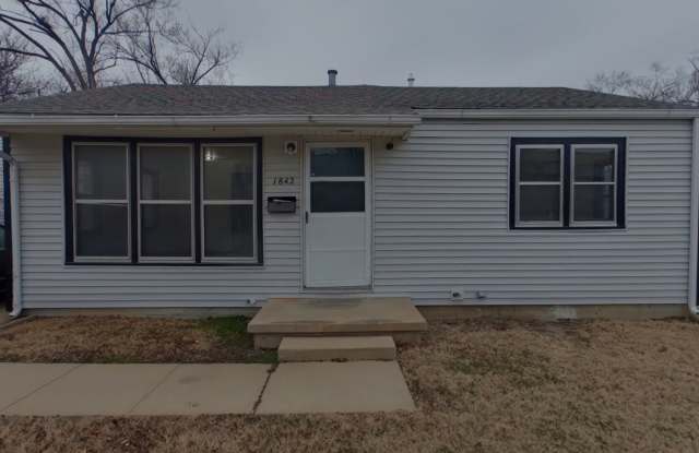 1842 N Chautauqua photos photos