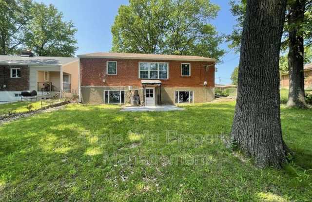 7117 Forest Hill Dr Gallery 4