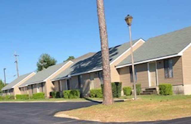 2 Bedroom at Southern Villa Gallery 1