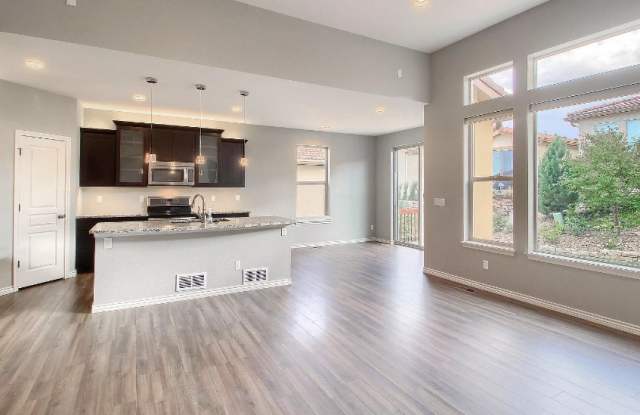 15179 W Harvard Cir Gallery 4
