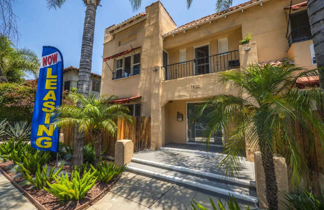 1830 Grace Ave. photos photos
