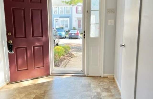 13911 GUNNERS PLACE Gallery 3