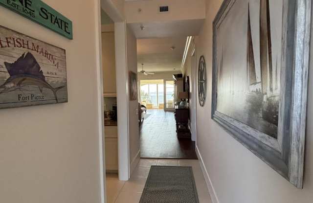 29 HARBOUR ISLE Drive W Gallery 2