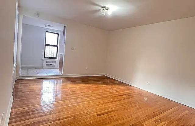 3564 89th St Apt 4 photos photos