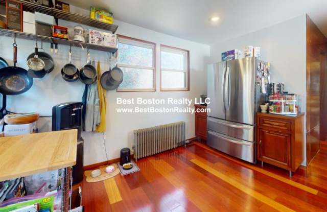 18 Nashua St. Gallery 3