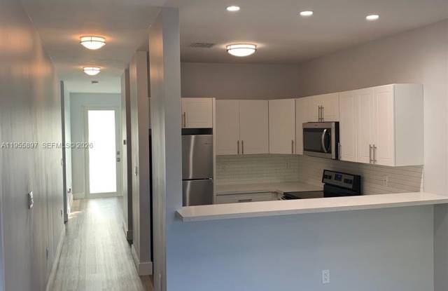 803 East 28th Street photos photos