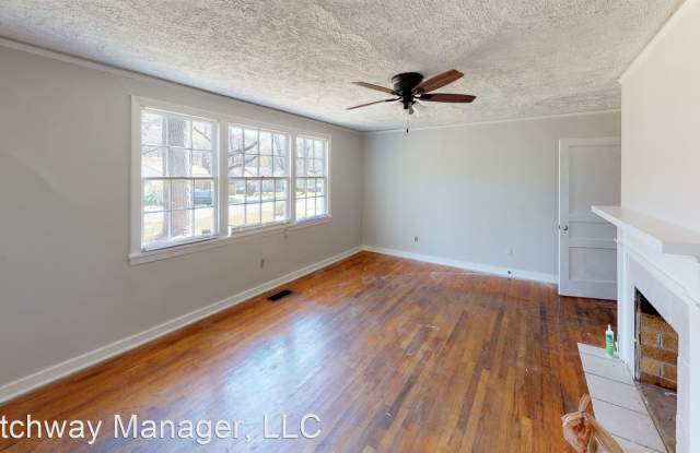4851 Maplewood Gallery 3