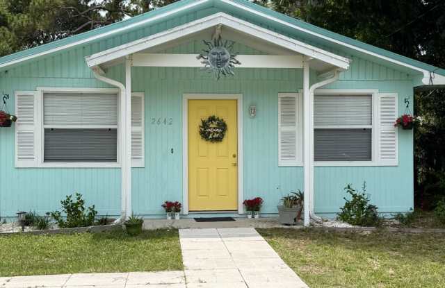 Cozy Bungalow photos photos