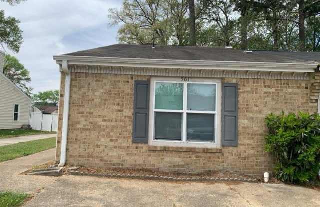 561 Peregrine Street photos photos