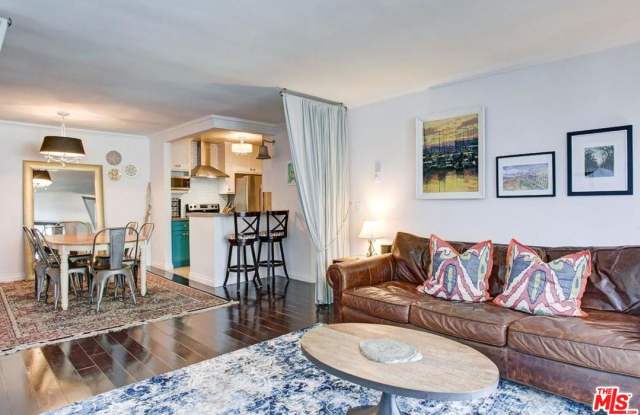 7740 REDLANDS Street - 7740 Redlands Street, Los Angeles, CA 90293